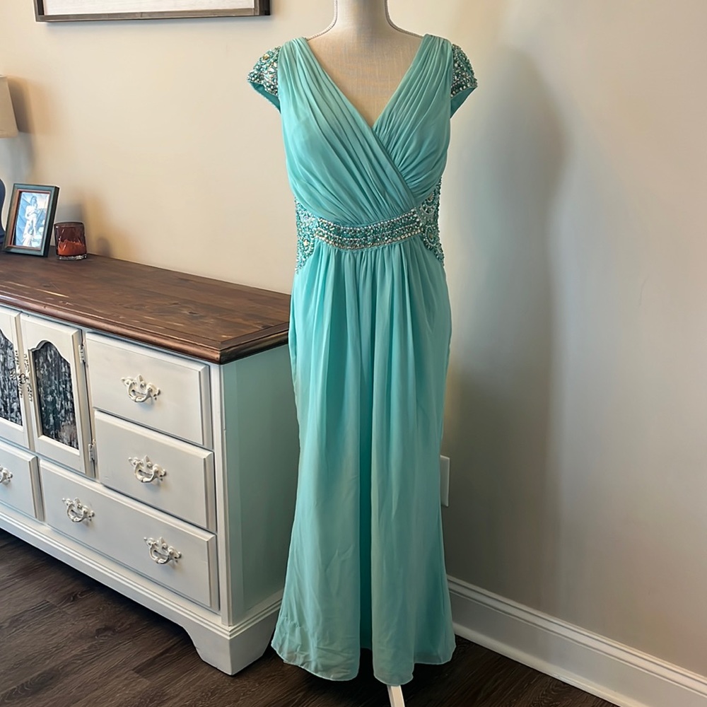 Glow dress brand formal sequin detailed gown